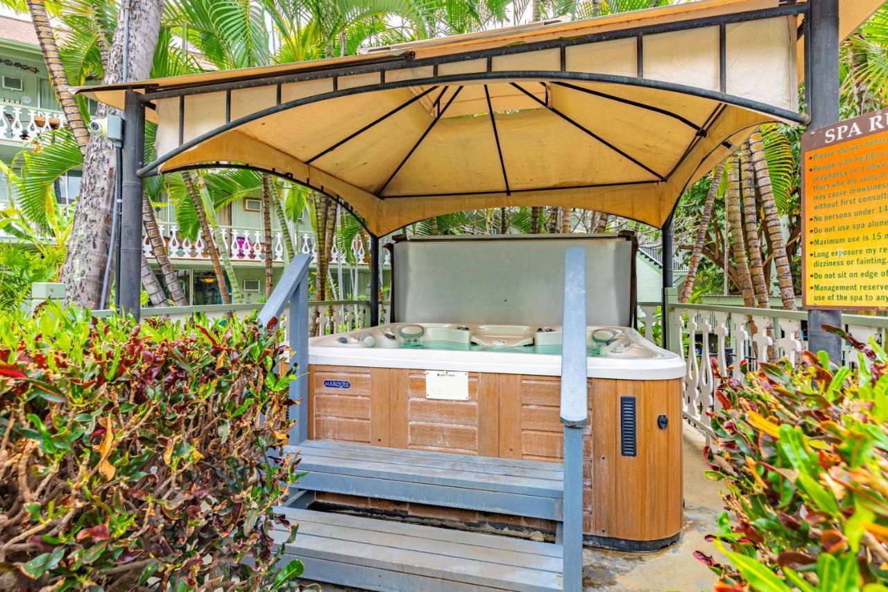 Downtown Hawaiian Theme Condo With Hot Tub, Pool & Beach - Kona Islander Inn 카일루아 코나 외부 사진