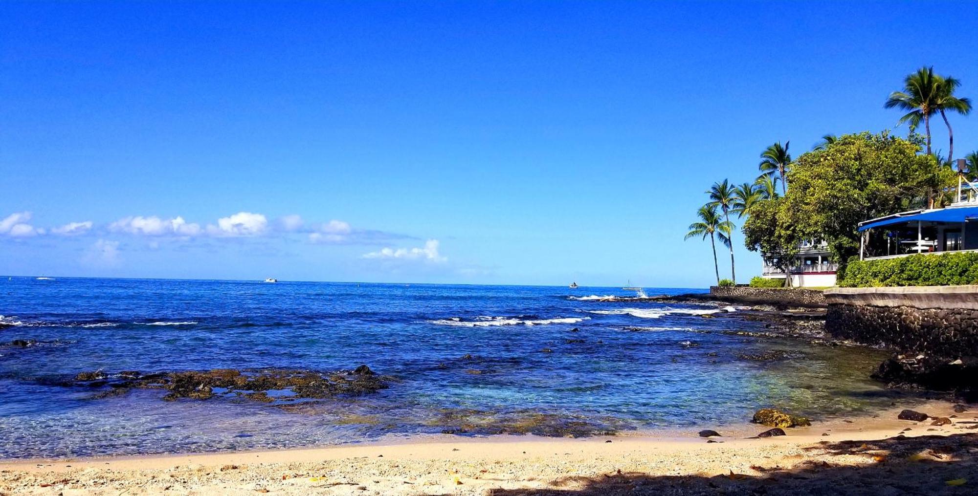 Downtown Hawaiian Theme Condo With Hot Tub, Pool & Beach - Kona Islander Inn 카일루아 코나 외부 사진