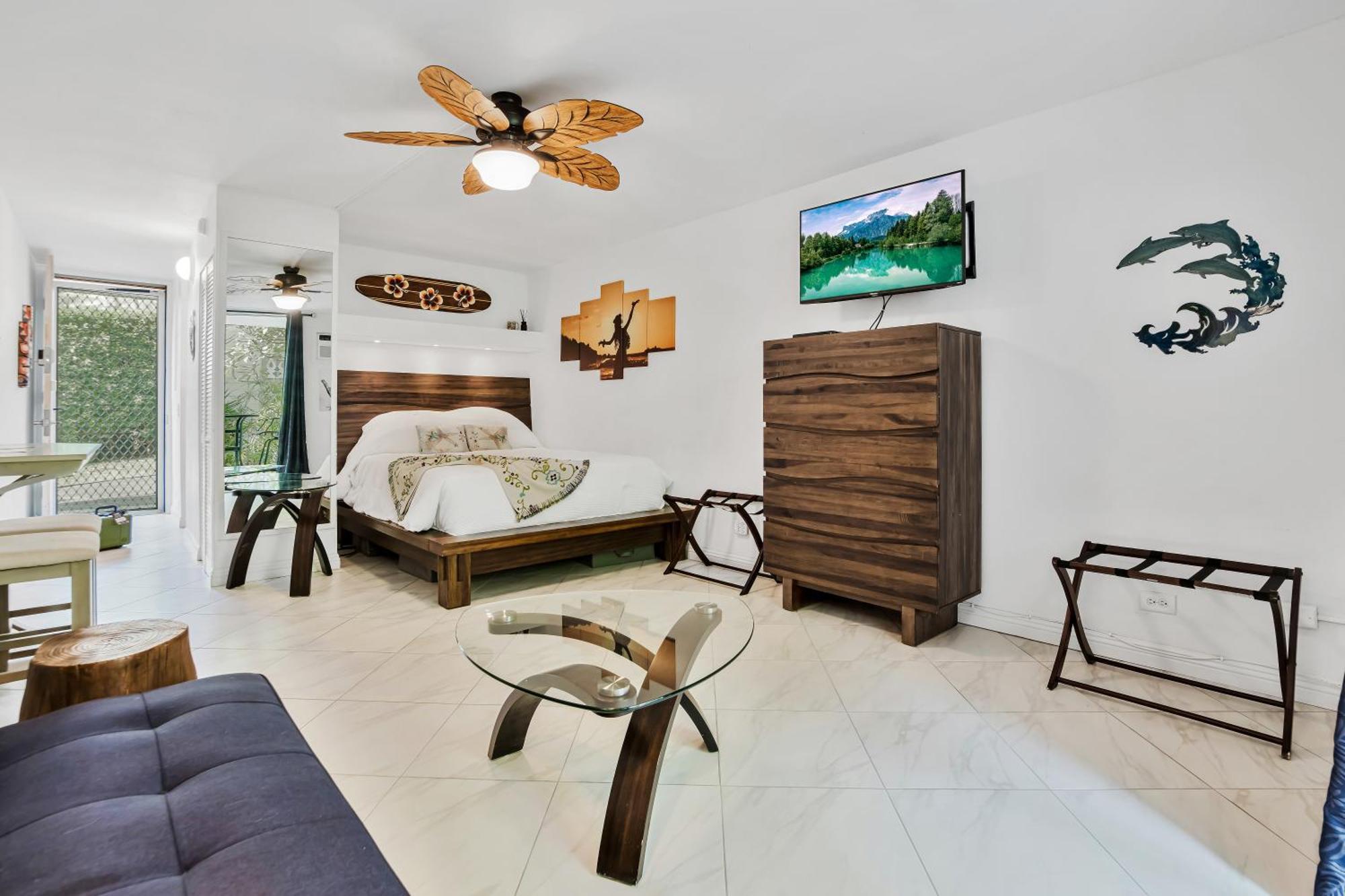 Downtown Hawaiian Theme Condo With Hot Tub, Pool & Beach - Kona Islander Inn 카일루아 코나 외부 사진